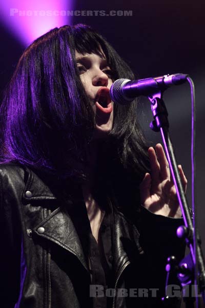 SKY FERREIRA - 2013-11-02 - PARIS - Grande Halle de La Villette - 